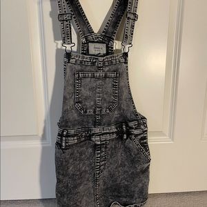 BLACK MINI OVERALL DRESS